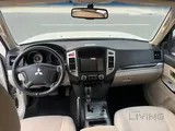 Mitsubishi Pajero GLS 2015